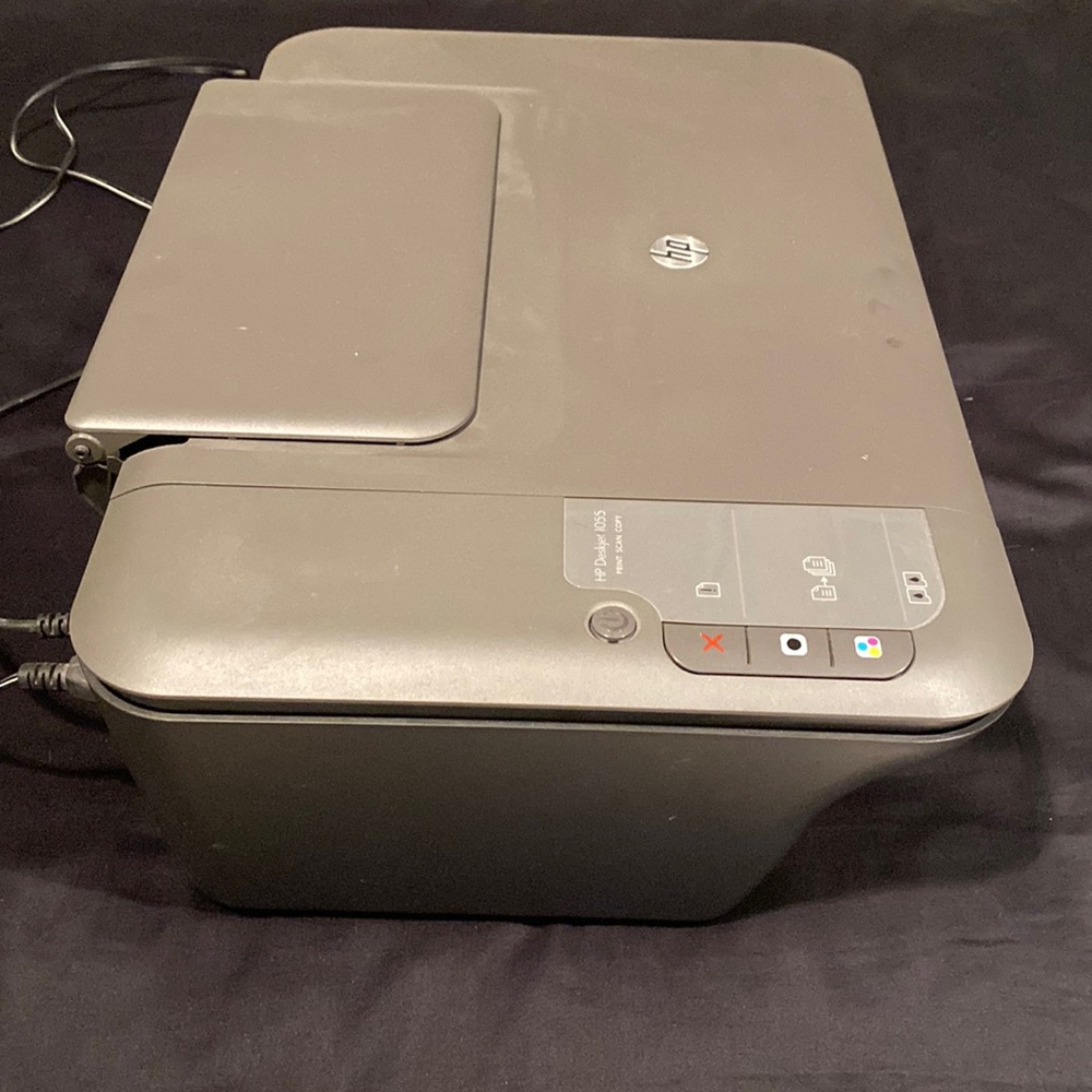 HP Deskjet 1055 never been used but do not have box